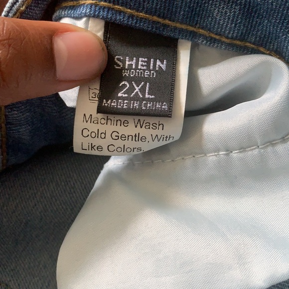 MOM JEANS!! - Picture 6 of 7